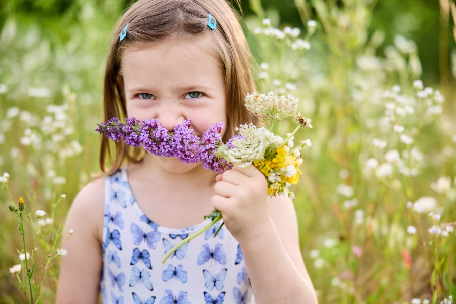 006-Raphaela-Schiller-Hundefotografie-Fotoshooting-mit-Hund-Familie-Rheinfelden-Loerrach-Basel-Familienfotograf